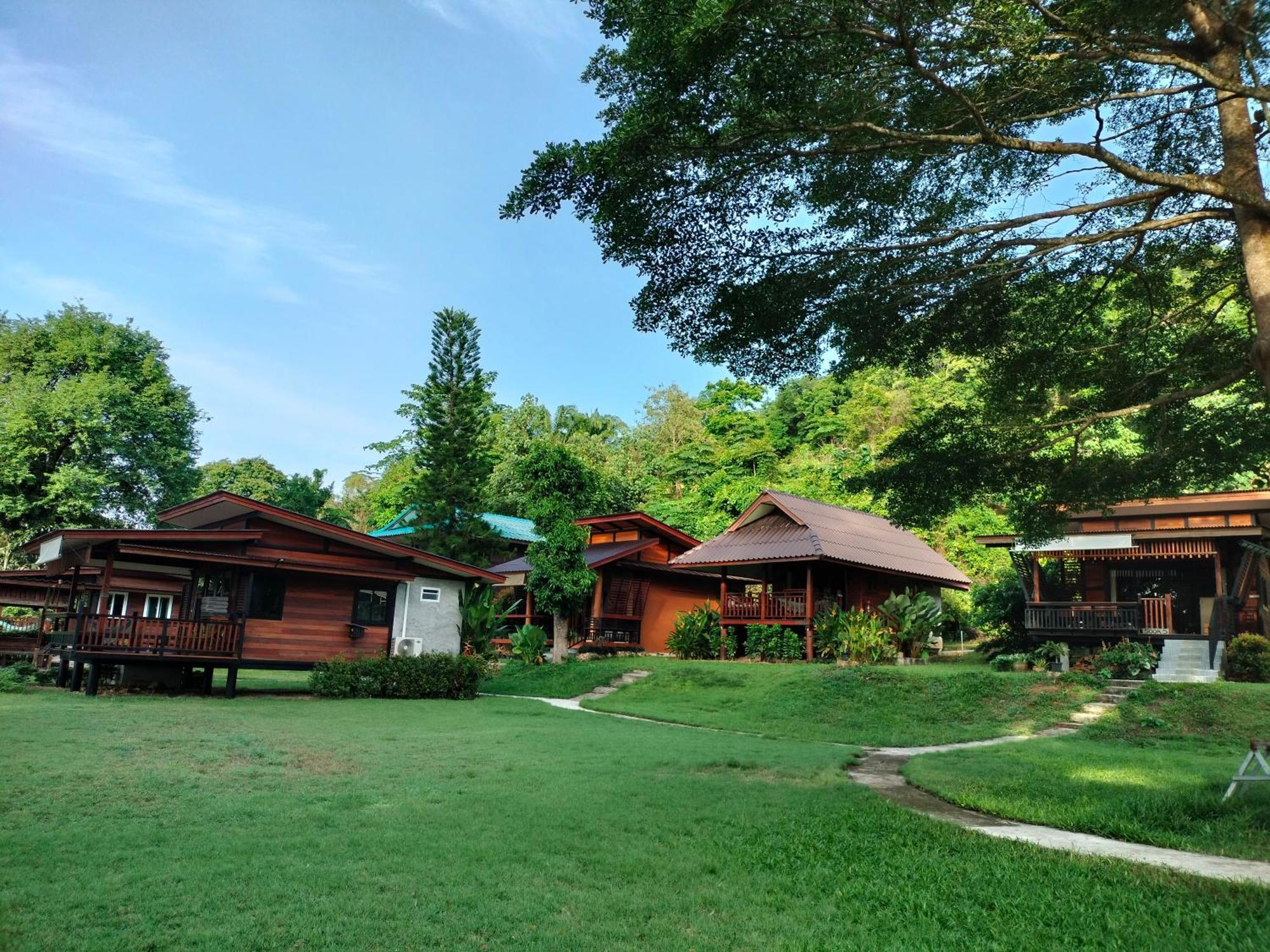 Suntisook Resort Ko Yao Noi Exterior photo